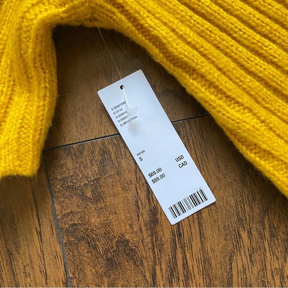 NTW Urban Outfitters Cropped Knit Pullover - Picture 4 of 4